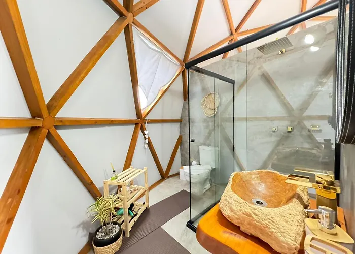 Domo Geodesico Com Ar-Condicionado E Banheira